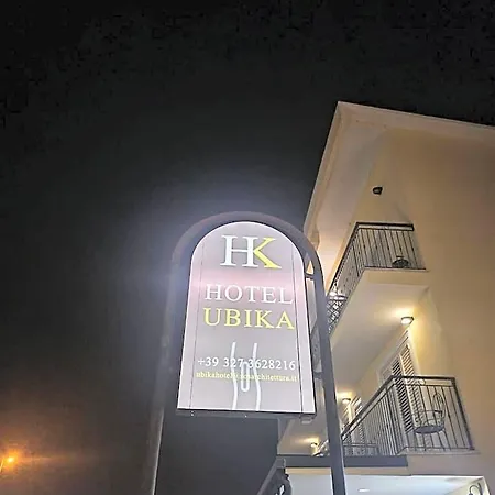 Ubika Hotel